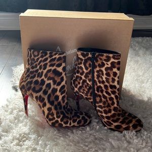 Immaculate condition Louboutin leopard pony hair booties!! Sz9